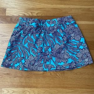 Lands End Blue Floral Swim Skirt Size 6 with built in swim bottoms.